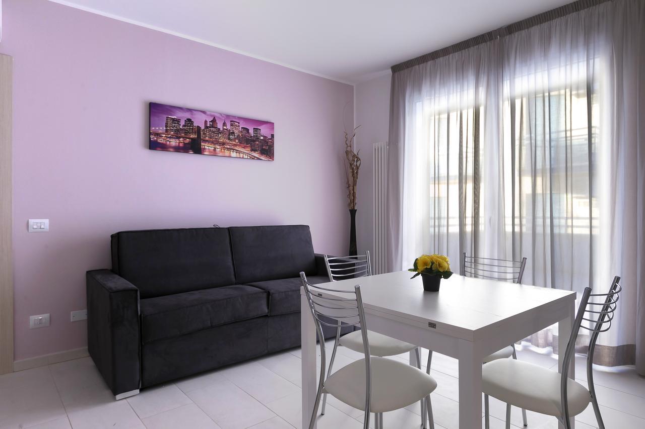الشقق الفندقية ريمينيفي  Residenza Riva Azzurra المظهر الخارجي الصورة
